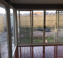 Aluminium Sliding Door 4 Panel Primrose (inside)