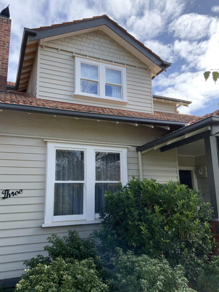 Timber Double Hung Windows